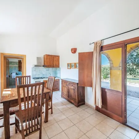 La Pietraia 1 Vakantiehuis Badesi